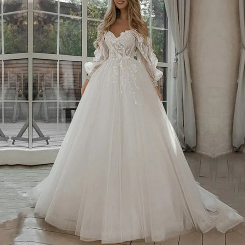 Boho Princess Tulle Wedding Dress with Sweetheart Neckline and Off-The-Shoulder Sleeves