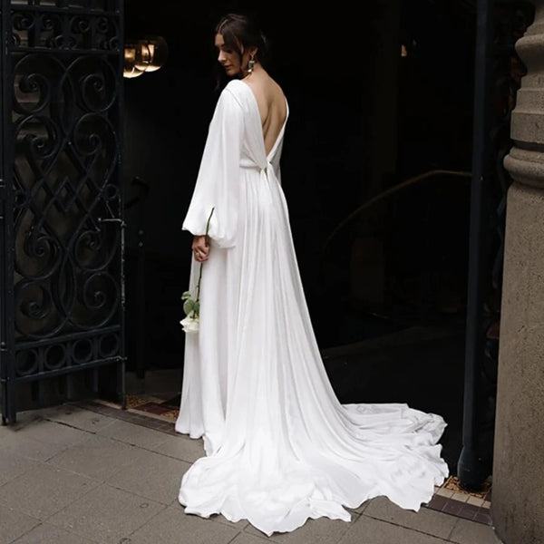 Boho Chic V-Neck Wedding Dress with Puff Sleeves and Backless Design