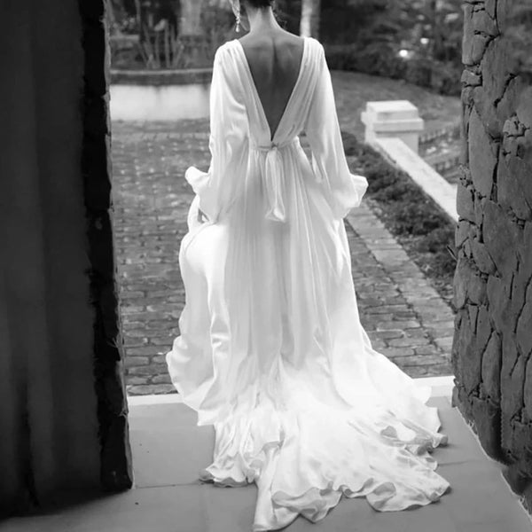 Boho Chic V-Neck Wedding Dress with Puff Sleeves and Backless Design