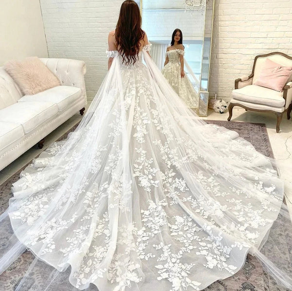 Princess Boho Off-the-Shoulder Sweetheart Lace Wedding Dress | Ball Gown Bridal Gown with Chapel Train