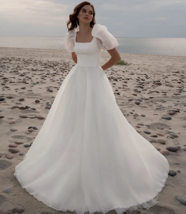 Elegant A-Line Organza Wedding Dress with Square Neckline and Puff Sleeves