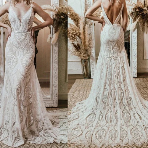 Bohemian Lace Wedding Dress | V-Neck, Spaghetti Straps, Backless, A-Line Beach Bridal Gown