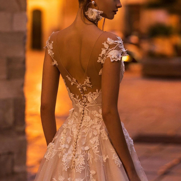 Sexy Backless Cap Sleeve Lace Princess Wedding Dress | A-Line Bridal Gown with Beaded Flowers and Court Train