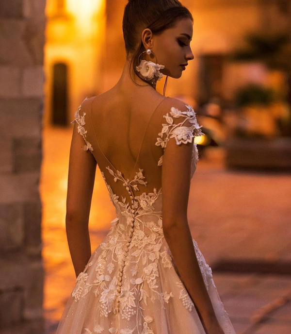 Sexy Backless Cap Sleeve Lace Princess Wedding Dress | A-Line Bridal Gown with Beaded Flowers and Court Train