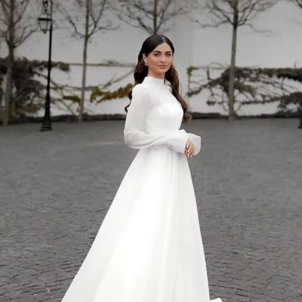 Modest Organza Wedding Dress with High Neck | Muslim Bridal Gown